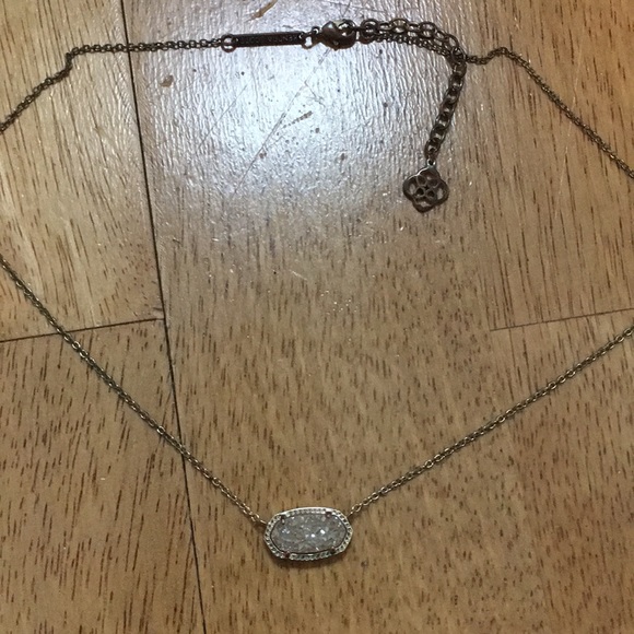 Gold Kendra Scott Necklace - Picture 1 of 3